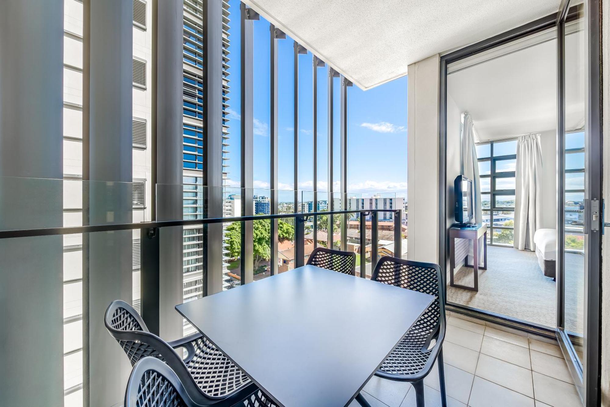 Oaks Redcliffe Mon Komo Suites Luaran gambar