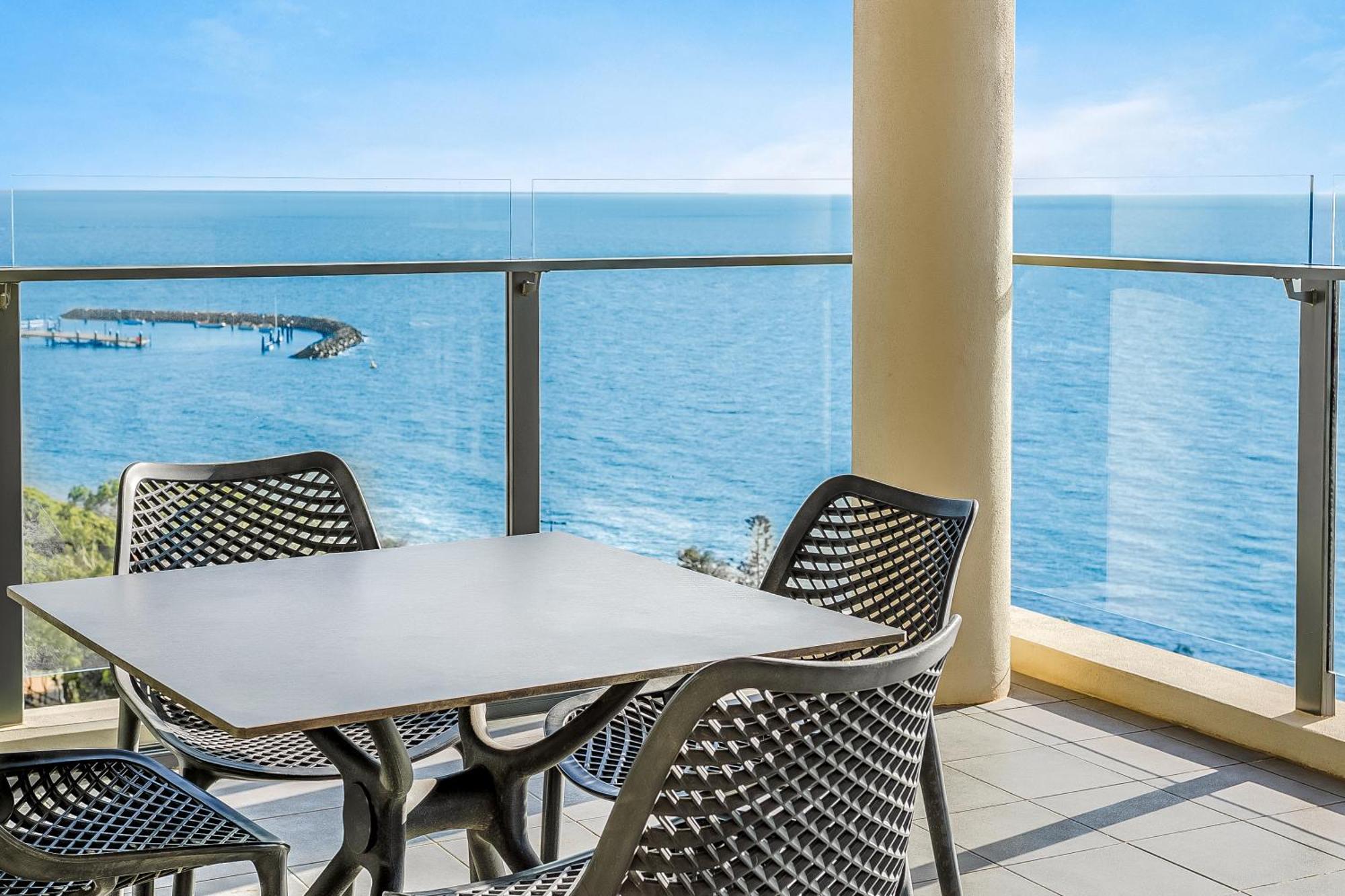 Oaks Redcliffe Mon Komo Suites Luaran gambar